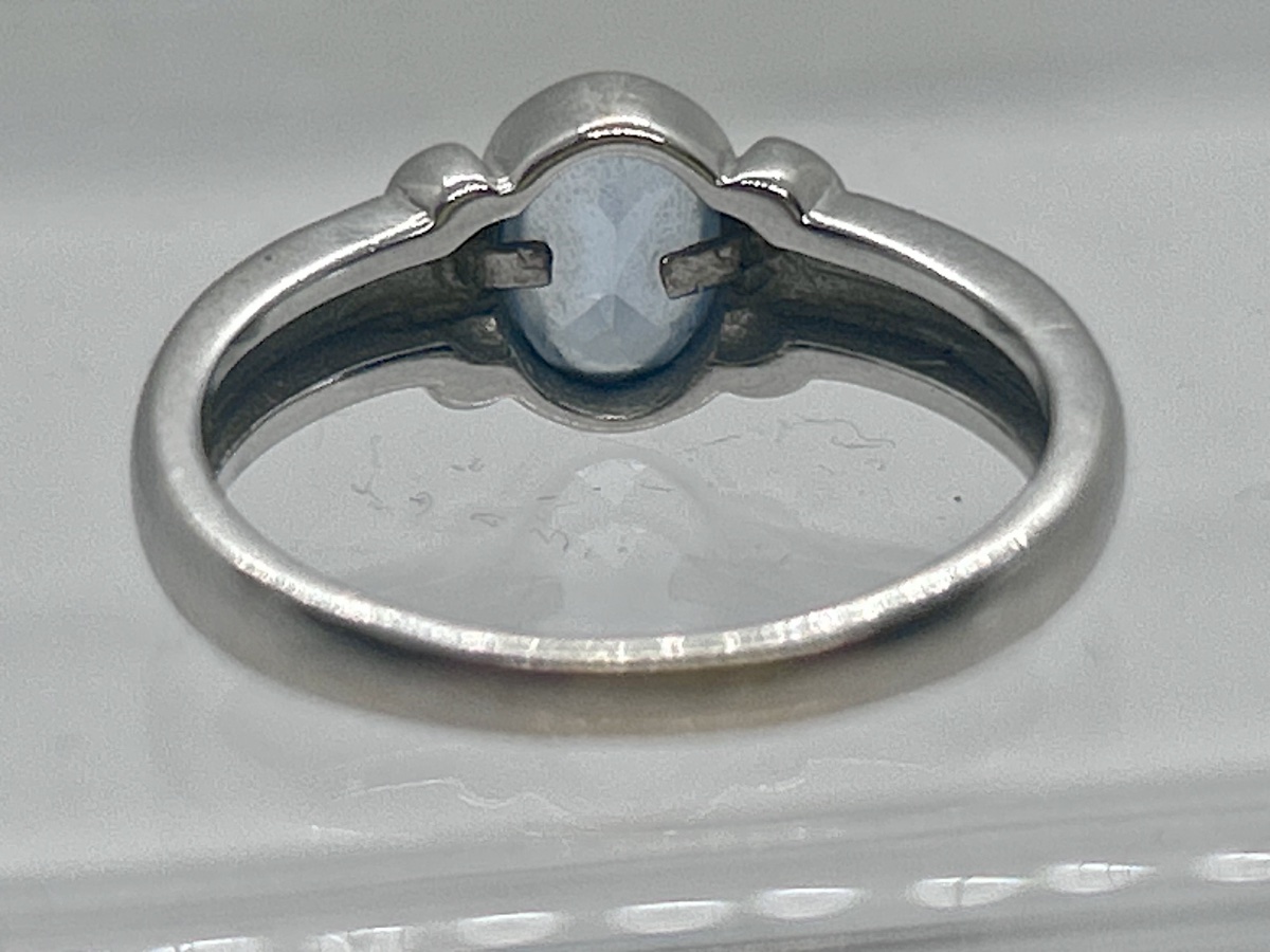 Bague en or blanc 18 carats et topaze bleue-photo-3