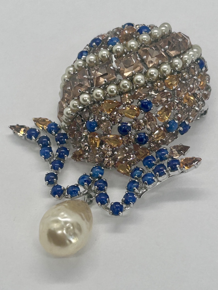 Christian Dior Brooch In Gold-tone Metal, With Cabochons And Crystals -photo-2