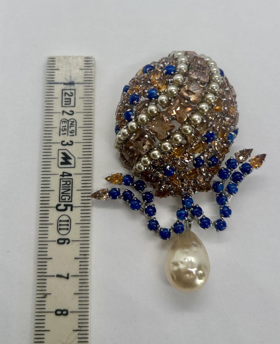 Christian Dior Brooch In Gold-tone Metal, With Cabochons And Crystals -photo-7