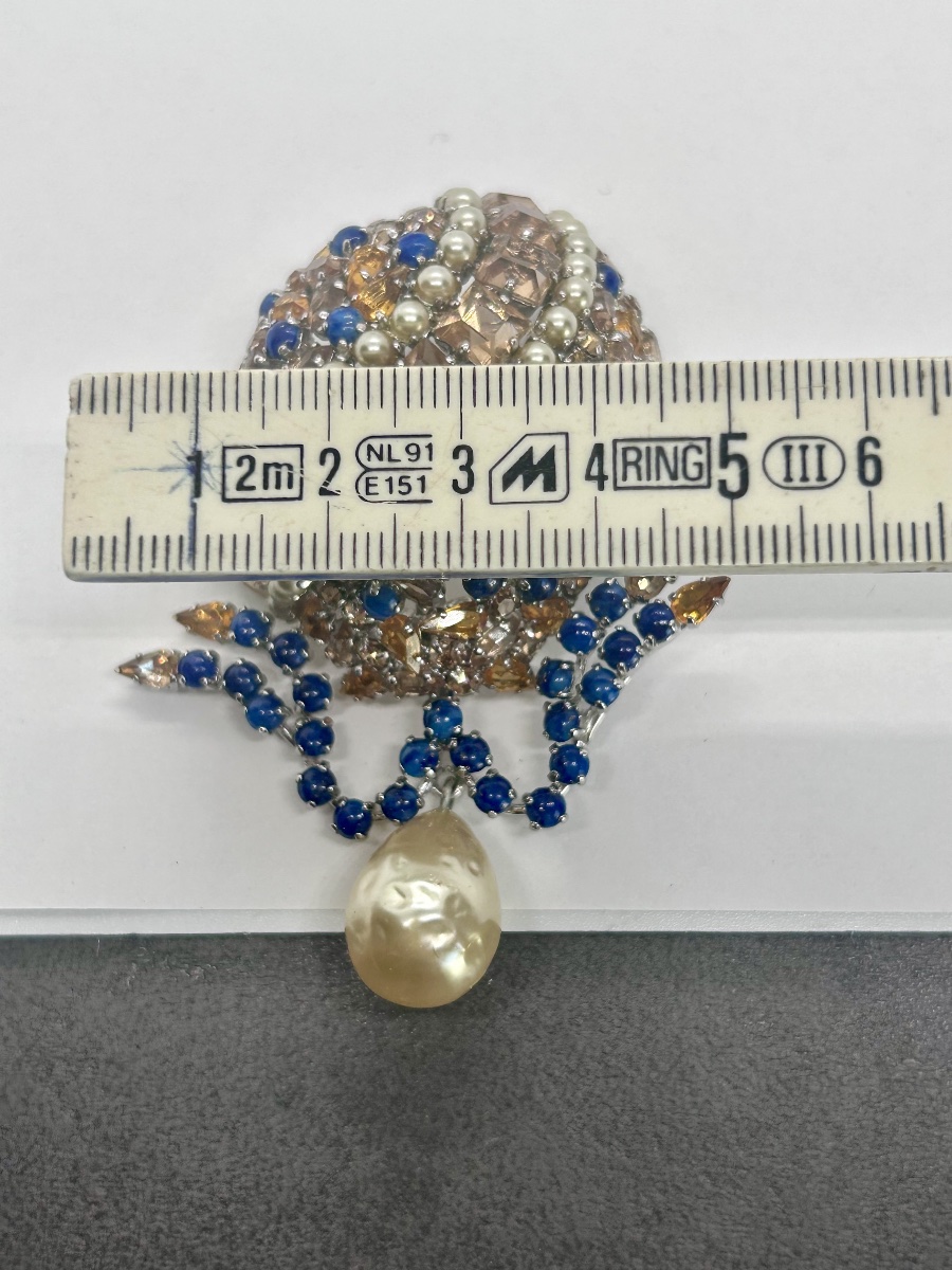 Christian Dior Brooch In Gold-tone Metal, With Cabochons And Crystals -photo-8