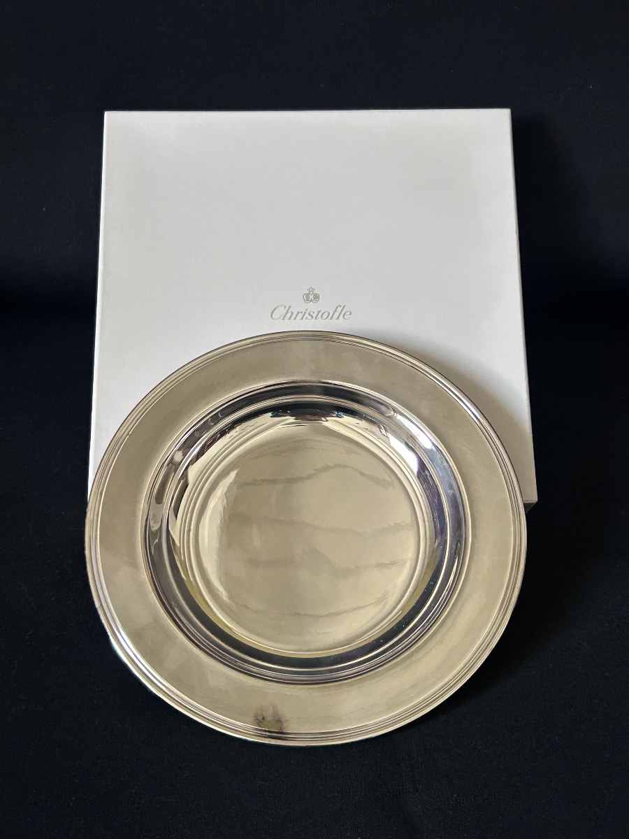Christofle, assiette bébé modèle Cluny en métal argenté 