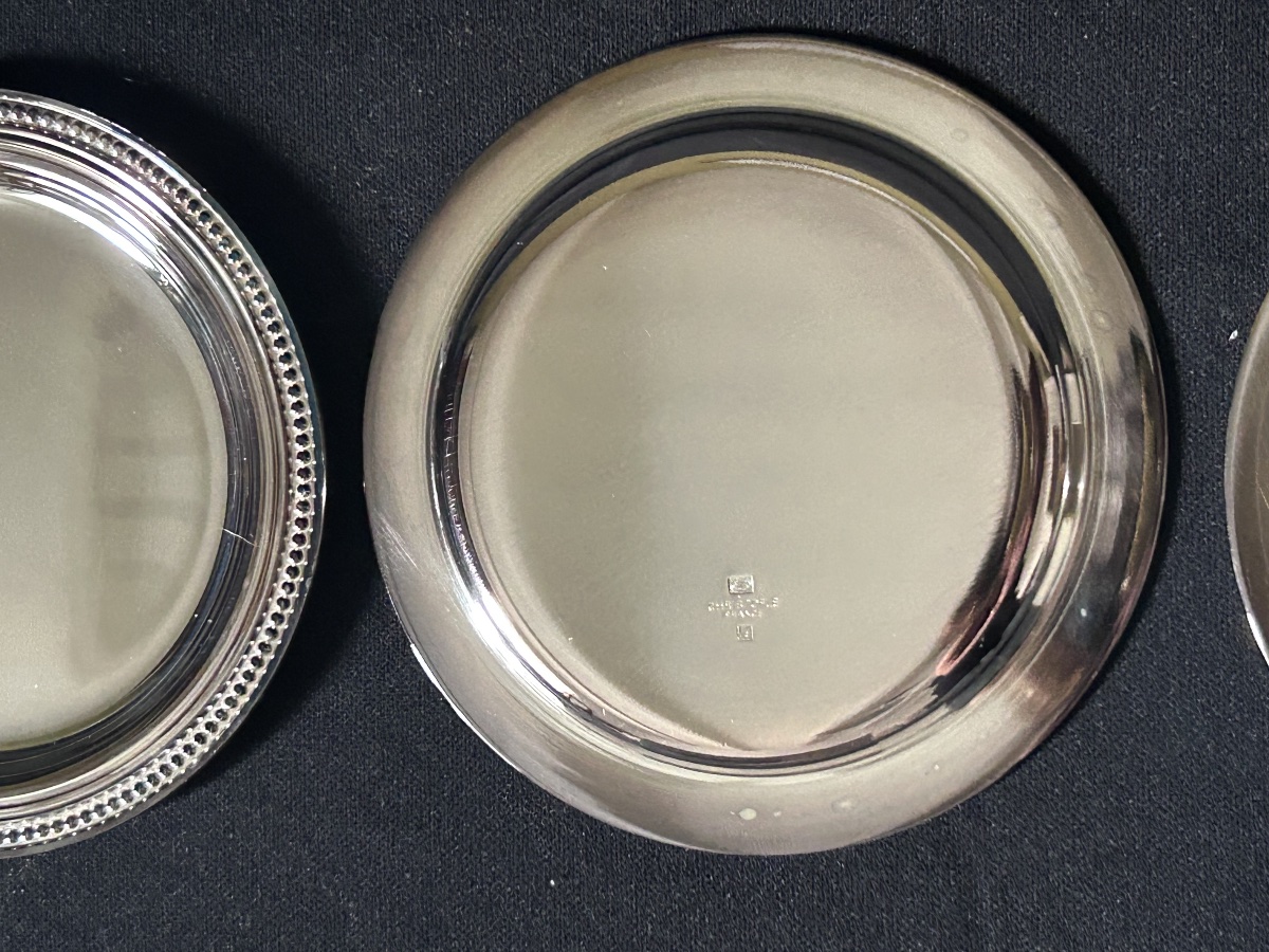 Christofle, lot de 4 soucoupe à verres modèle Perles -photo-1