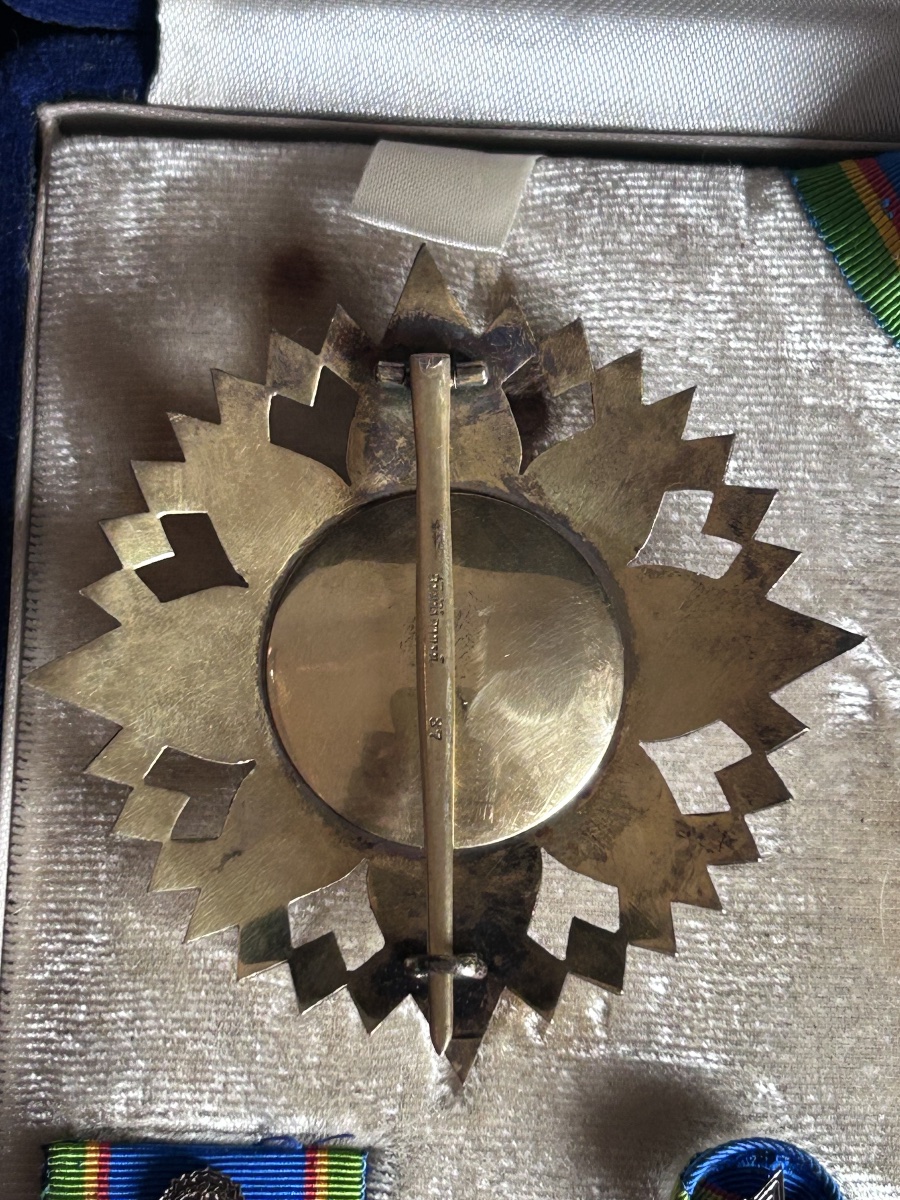 Coffret d’insignes de l’ordre de la couronne de Thaïlande-photo-5