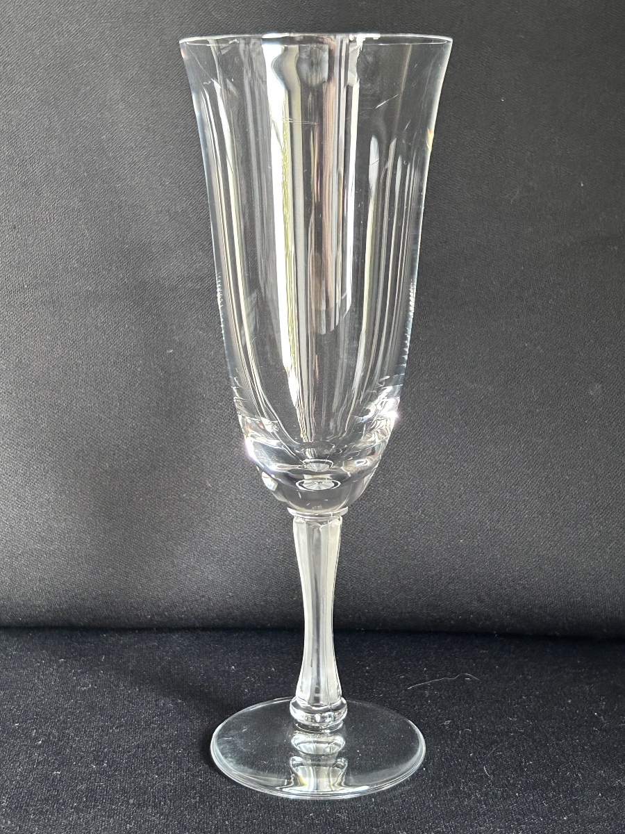Lalique, 12 flûtes à Champagne en cristal -photo-3