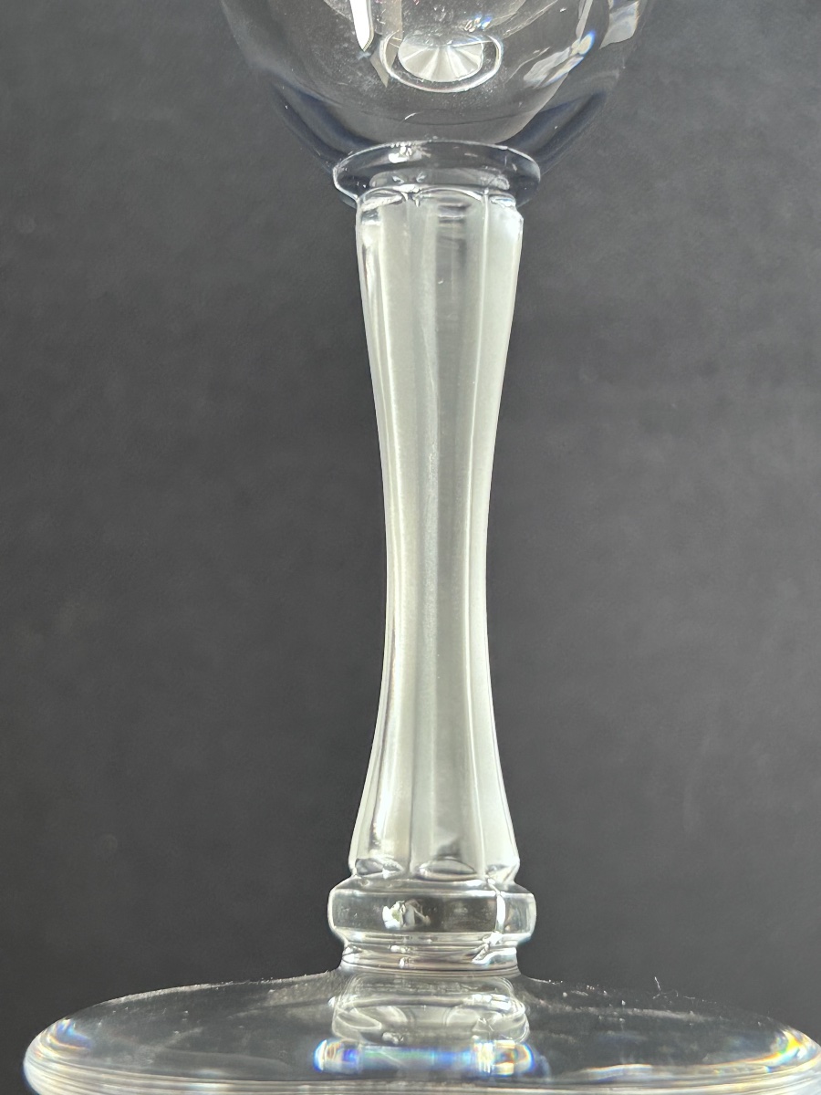 Lalique, 12 flûtes à Champagne en cristal -photo-1
