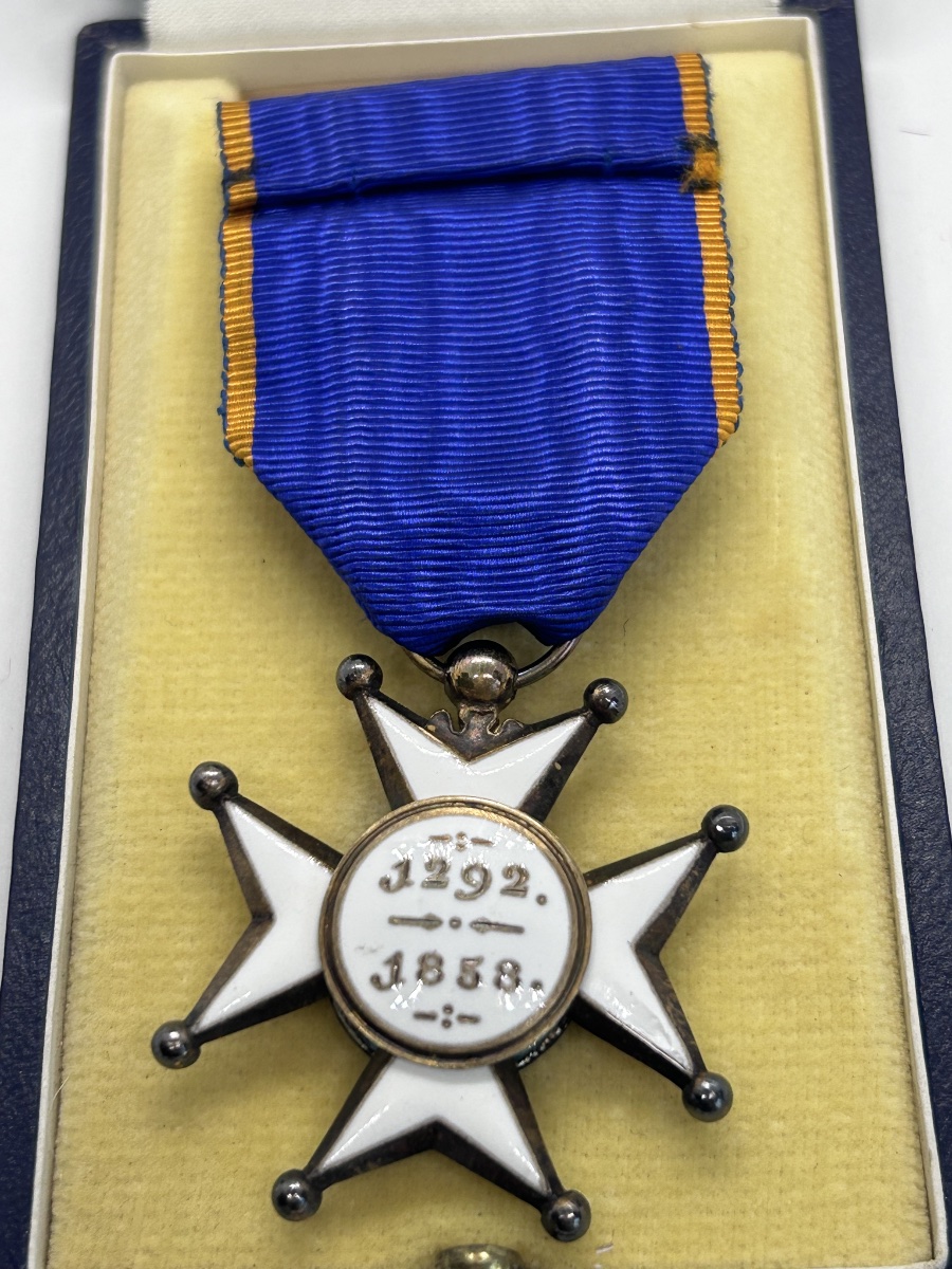 Lot de 3 décorations de l’ordre du mérite d’Adolphe de Nassau, grand Duché de Luxembourg -photo-3