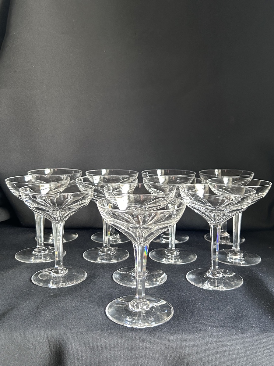 Val Saint Lambert, service de 12 coupes à Champagne en cristal