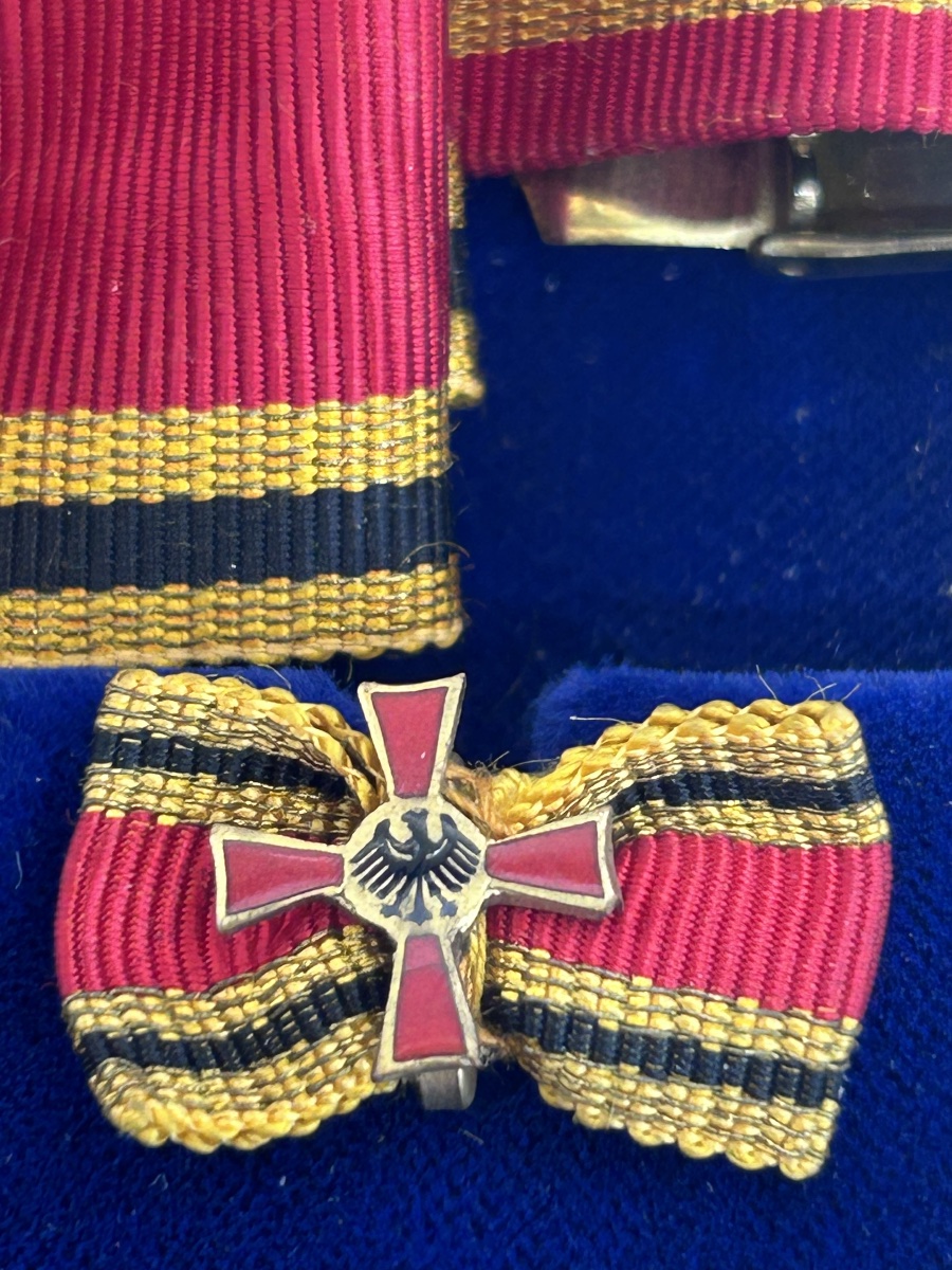 Order Of Merit Of The Federal Republic Of Germany-photo-3