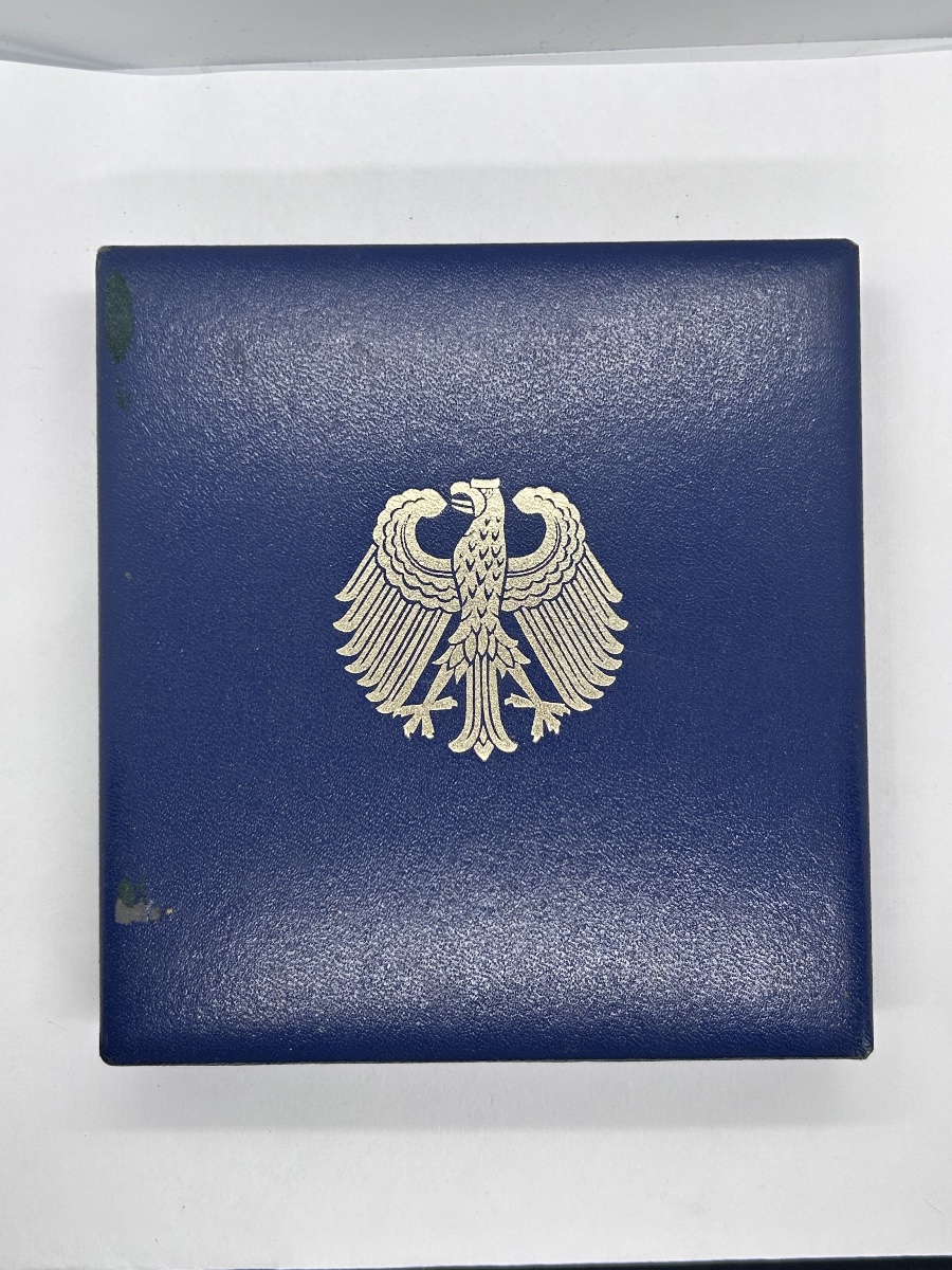 Order Of Merit Of The Federal Republic Of Germany-photo-3
