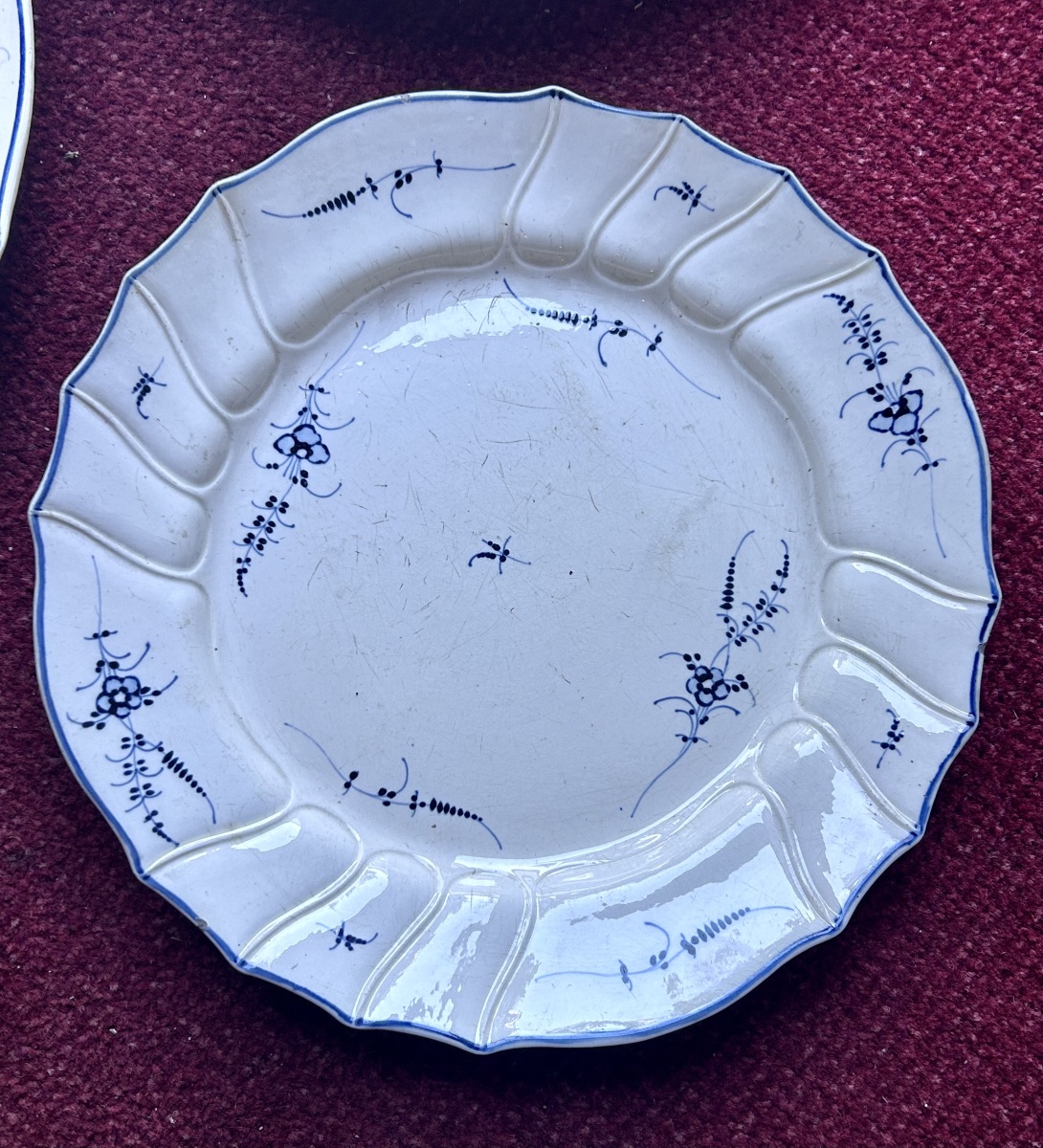 V & B Luxembourg, Set Of 5 18th-century Trays And Plates -photo-3