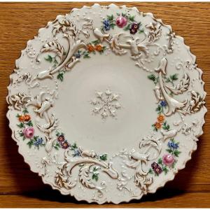 Meissen, assiette d’apparat en porcelaine de Saxe XIXe 
