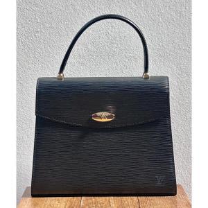 Sac femme Louis Vuitton modèle Malesherbes en cuir épi noir 