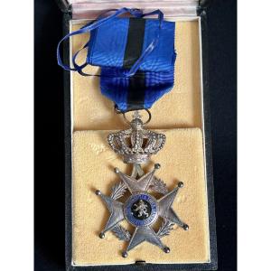 Medal Of Knight Of The Order Of Leopold Ii