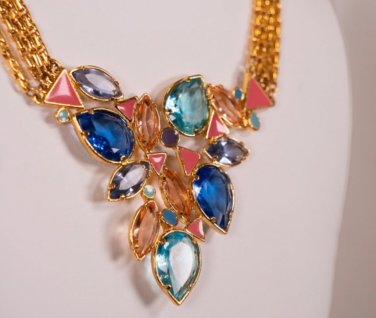 Vintage Haute-couture Yves Saint Laurent Necklace With Blue Facetted Crystals-photo-2