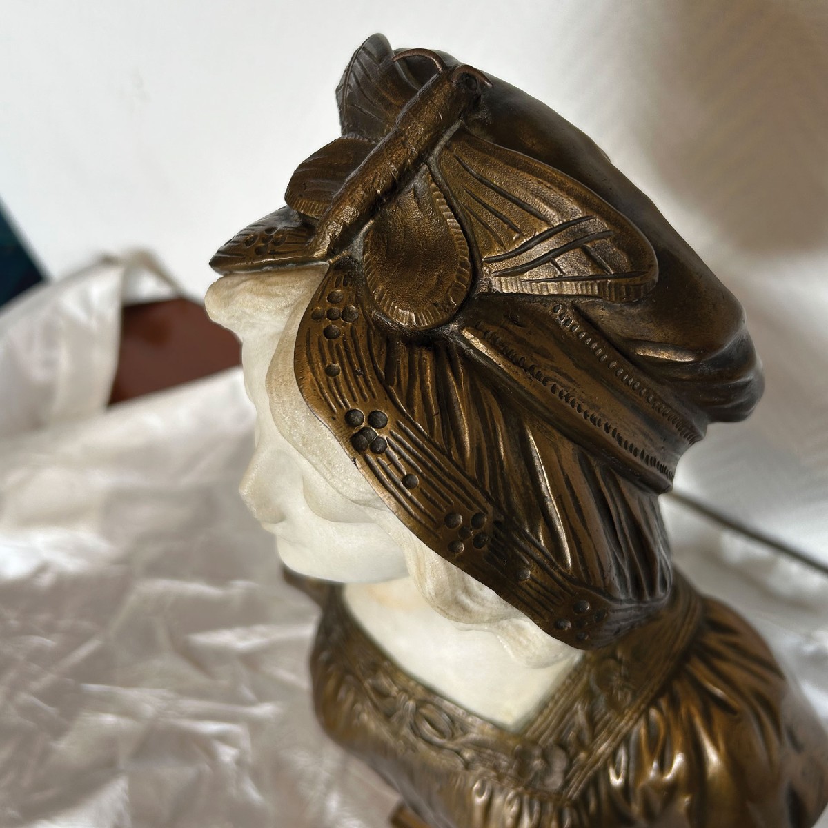 Buste de femme en bronze et marbre par Raphael Febrari – sculpture classique vintage-photo-2