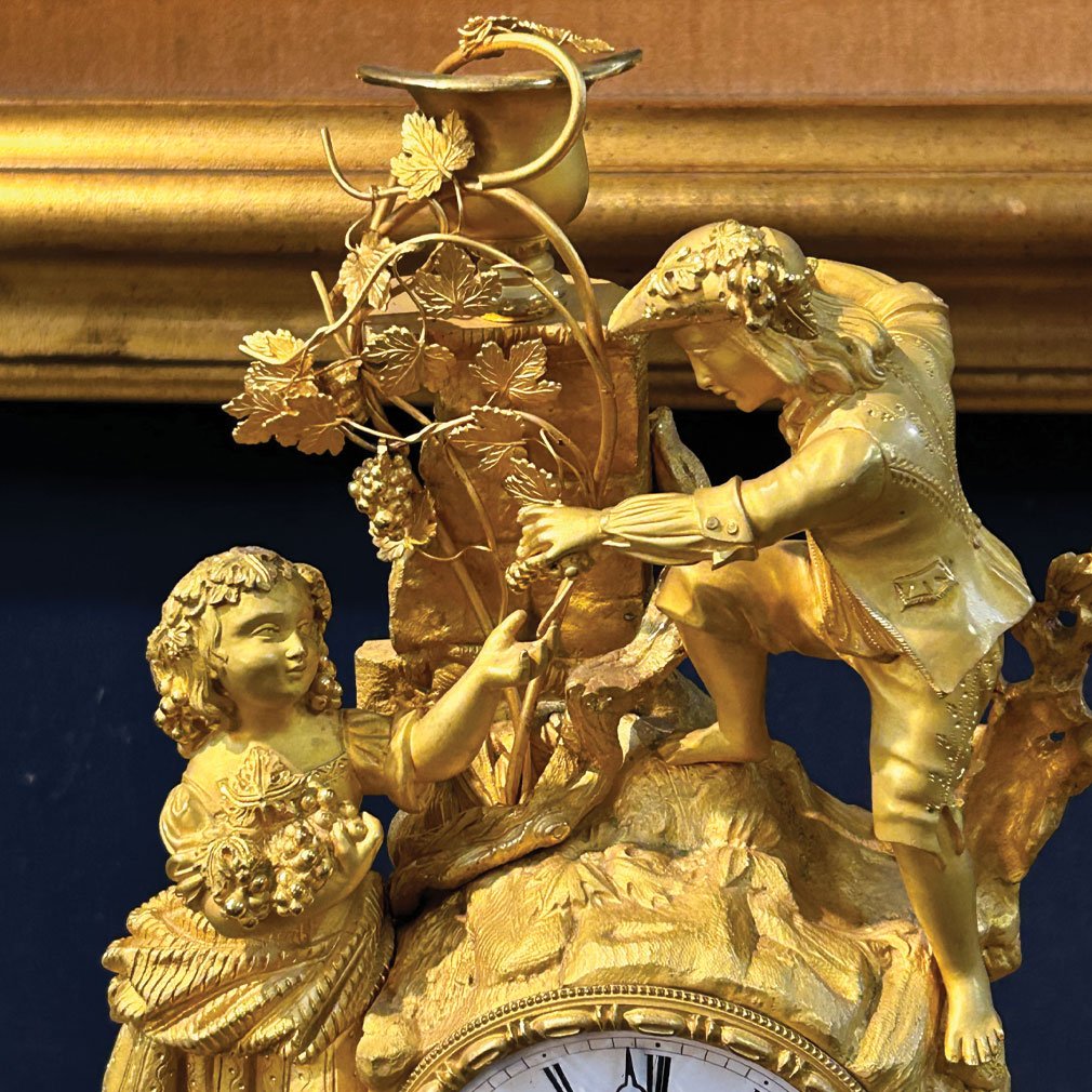 Pendule de cheminée en bronze doré de style Louis XV, début XXe siècle-photo-2
