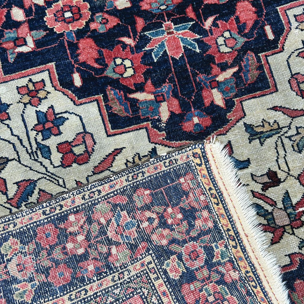 Tapis ancien persan Sarouk | Médaillon floral | 90 Ans | Laine | 147 x 98 cm-photo-2