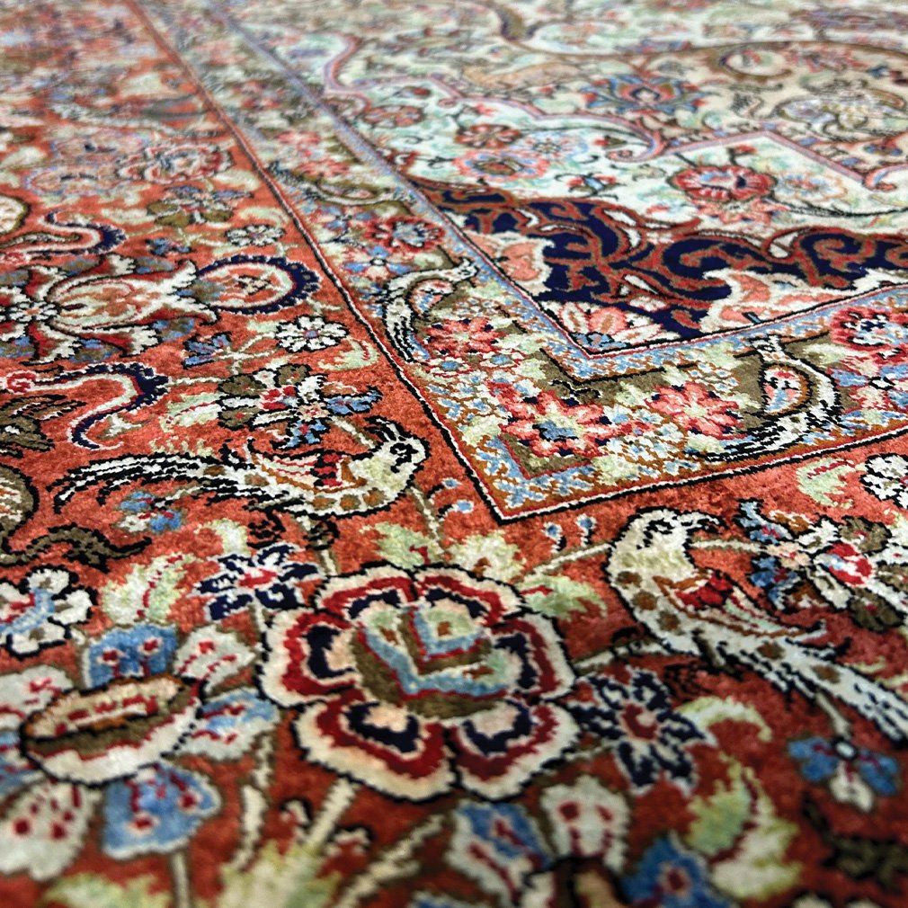 Ghoum Silk On Silk Animal Garden Rug Signed | 213 X 137cm-photo-3