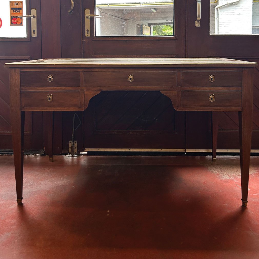 Flat-topped Louis XVI-style Desk In Walnut, France, 1930s–1940s-photo-4