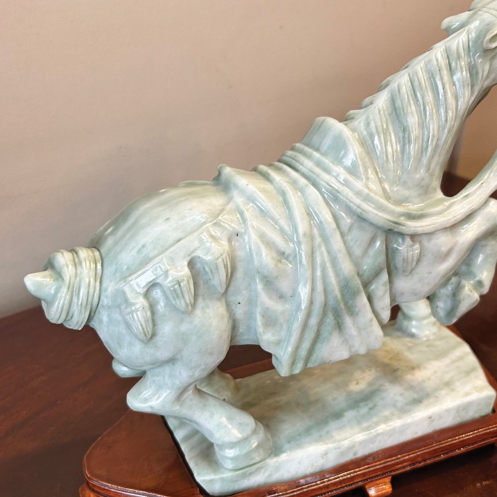 Cheval En Jade Sculpté, Chine, XXe Siècle-photo-1
