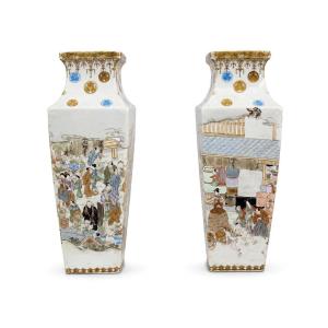 Paire De Vases Japonais Satsuma, Vers 1900