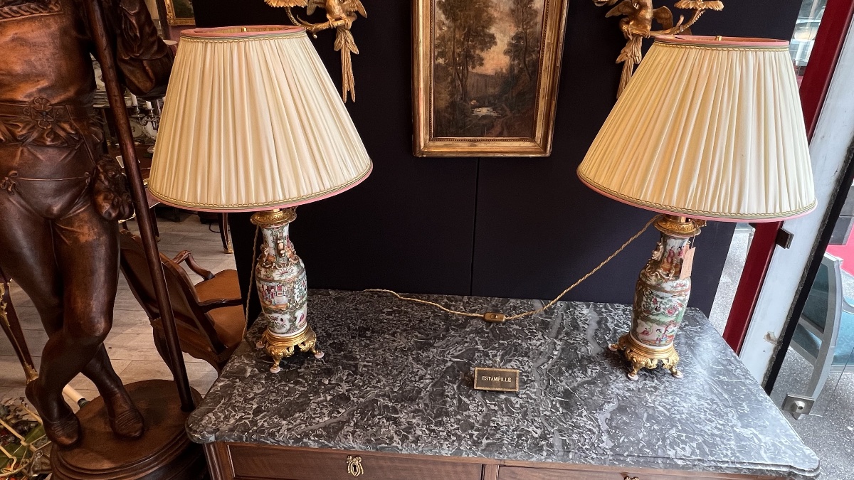 Commode époque Louis XVI estampillée Ancellet-photo-2
