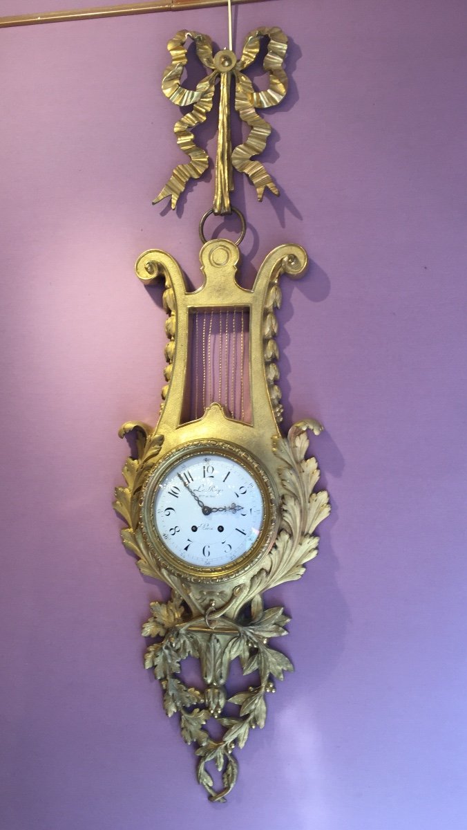 Louis XVI Lyre Cartel