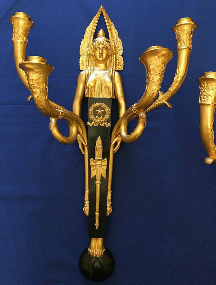 Paire d'Appliques De Style Empire d'Aprés Claude Gallé Bronzes Dorés Et Patinés. Début XXeme-photo-3