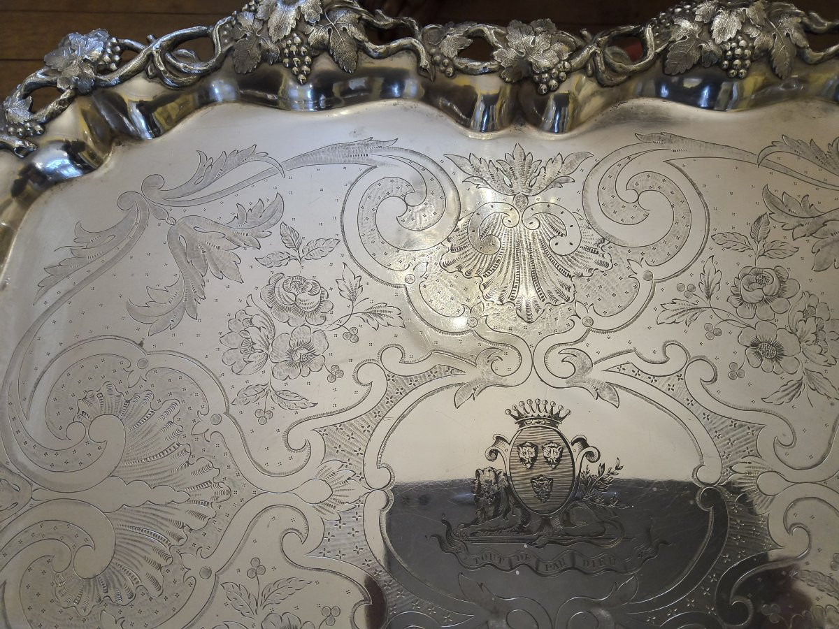 Grand plateau Centre de Table en métal Argenté Armoiries Comtales style Louis XV XIXéme.-photo-4