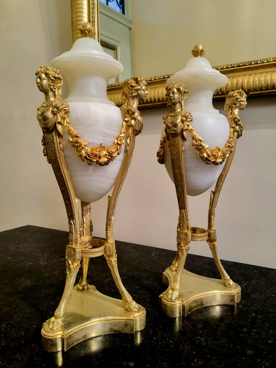 Paire de Vases en Athénienne (Bustes Antiques) – Onyx et Bronze Doré – Société Onyx, Paris XIX-photo-3