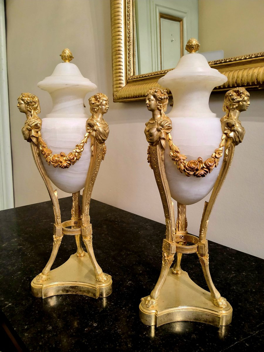 Paire de Vases en Athénienne (Bustes Antiques) – Onyx et Bronze Doré – Société Onyx, Paris XIX-photo-7
