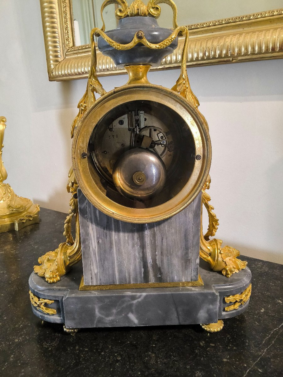 Pendule Borne style Louis XVI "Raingo Fréres" aux cornes d'abondance -Bronze et Marbre XIXéme -photo-3