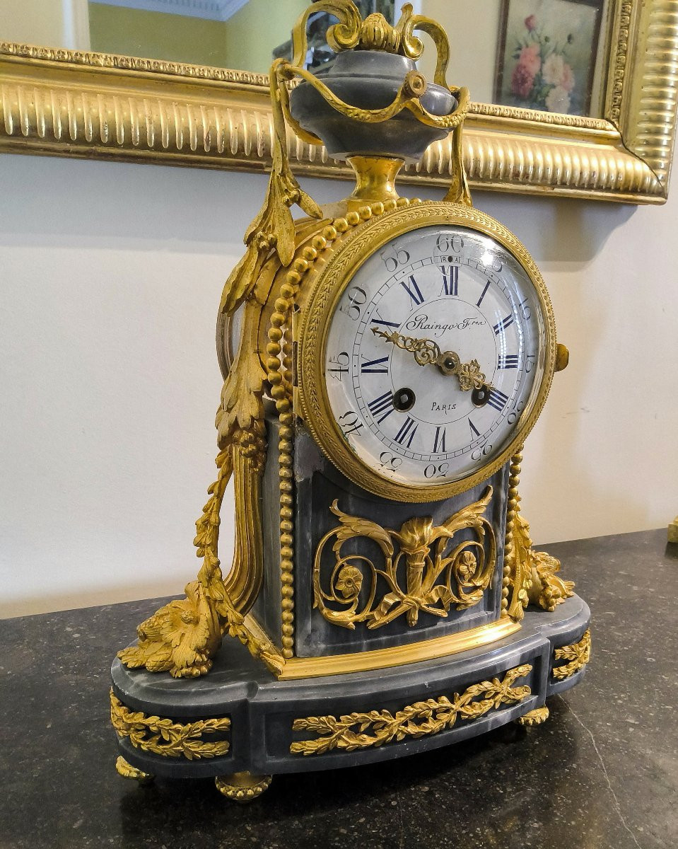 Pendule Borne style Louis XVI "Raingo Fréres" aux cornes d'abondance -Bronze et Marbre XIXéme -photo-8