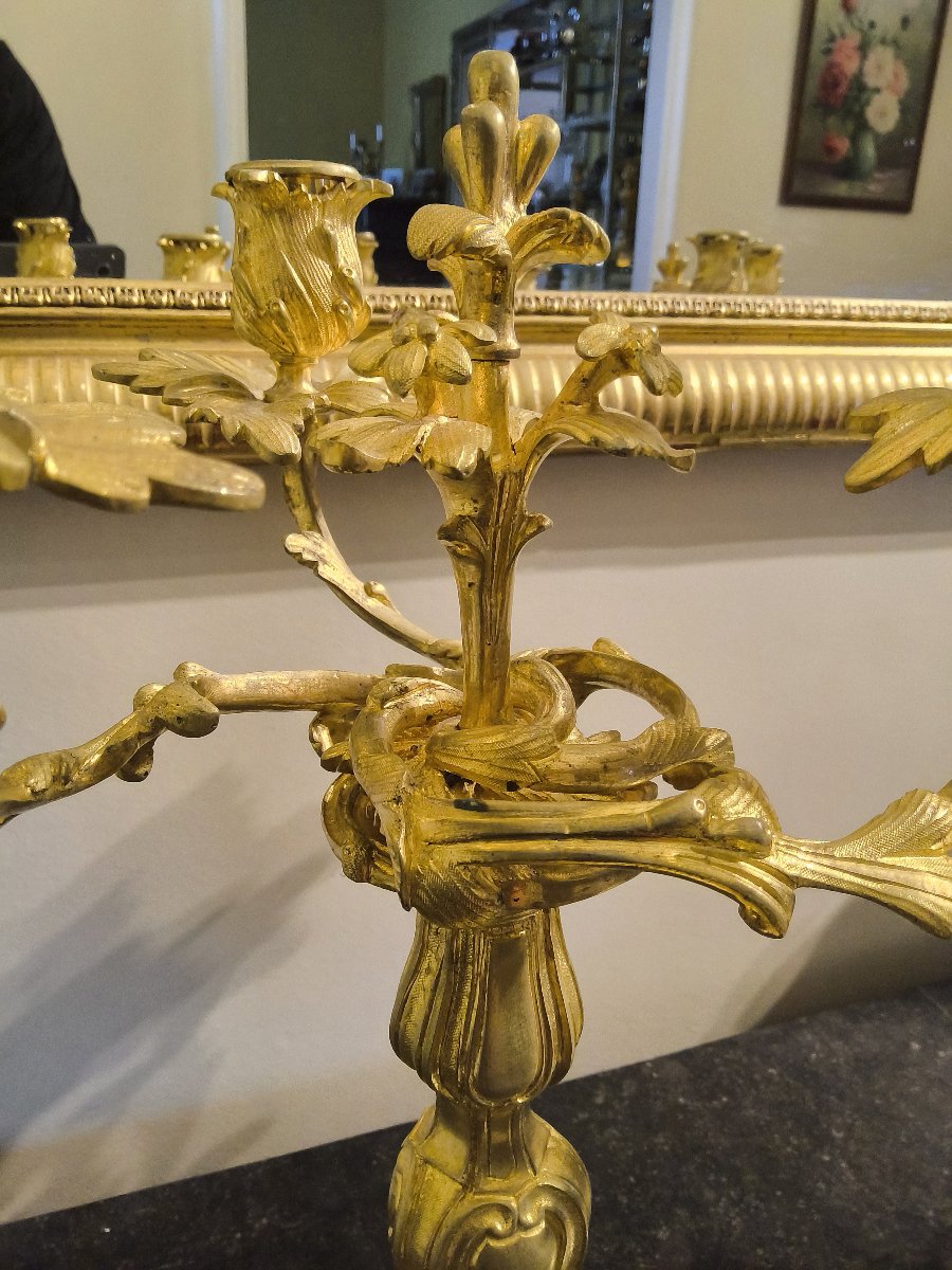 Paire de Candélabres Formant Bougeoirs en Bronze doré ciselé style Rocaille Louis XV XIXéme -photo-2