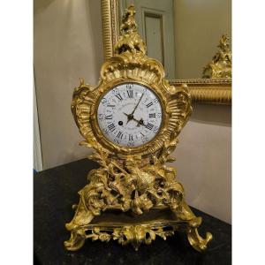Cartel sur Console en bronzes dorés style Rocaille Louis XV sign. Raingo Fréres XIXéme siécle