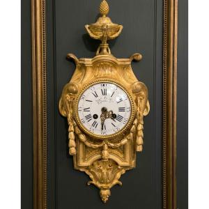 Cartel d'alcôve en bronzes dorés d'aprés un modéle d'Osmond Epoque Napoléon III XIXéme.