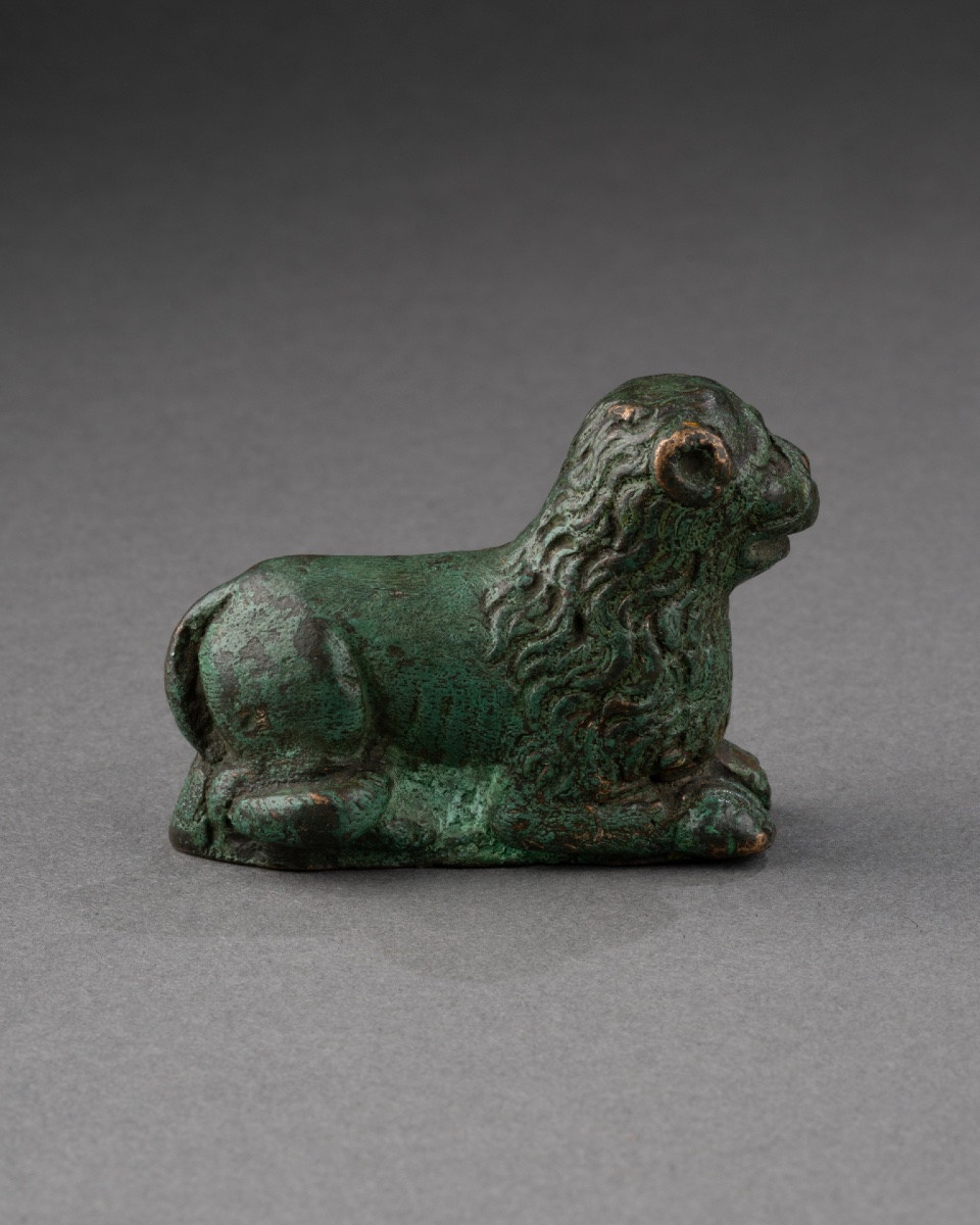 Small Reclining Lion - Italy, 15th Century-photo-3