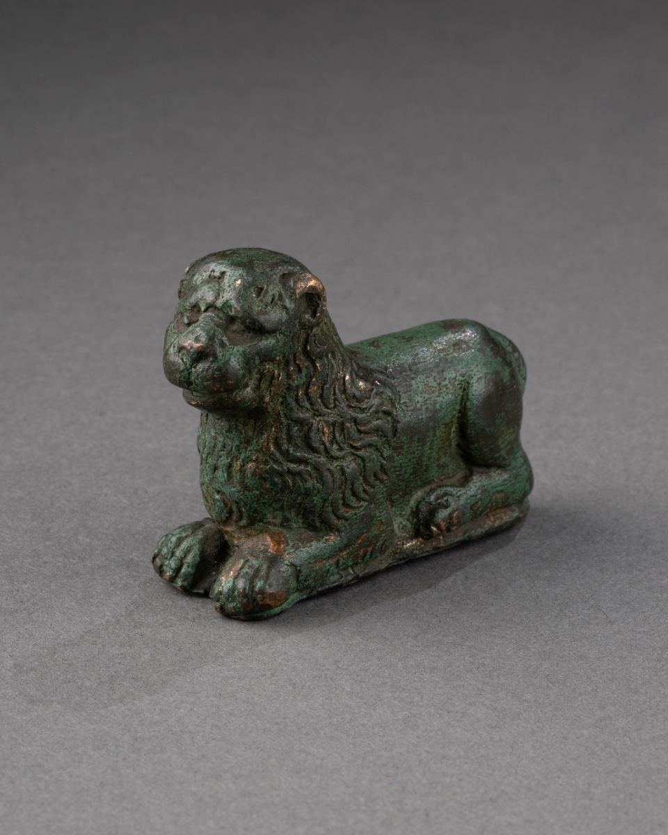 Small Reclining Lion - Italy, 15th Century