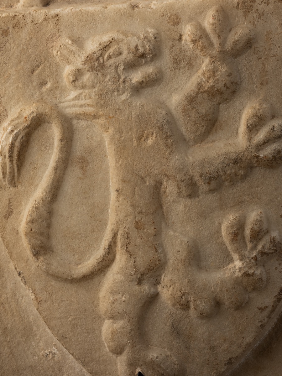 Écu armorié gothique au lion rampant  - Toscane, première moitié du XIVe siècle-photo-3