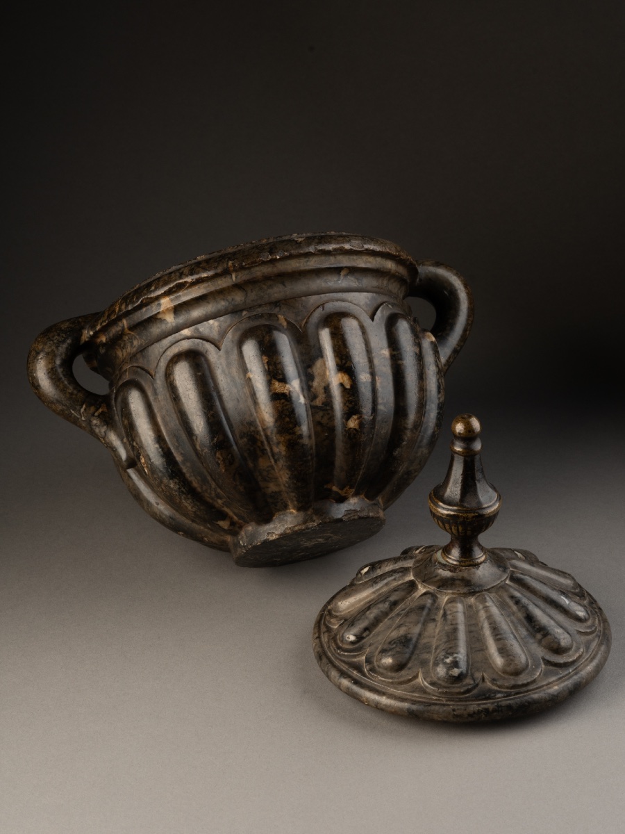 Covered Pot With Gadrooned Decoration - Venice, 16th Century-photo-2