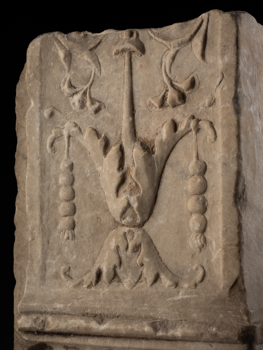 Piece From A Renaissance Pilaster - Italy, 16th Century-photo-3