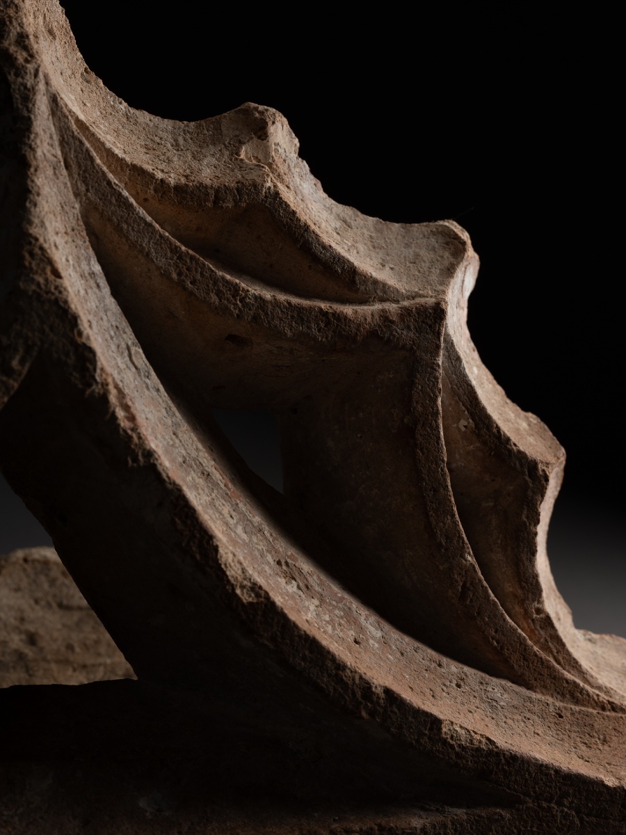 Trilobed Gable With Plain Copings -  france, 14th -photo-3