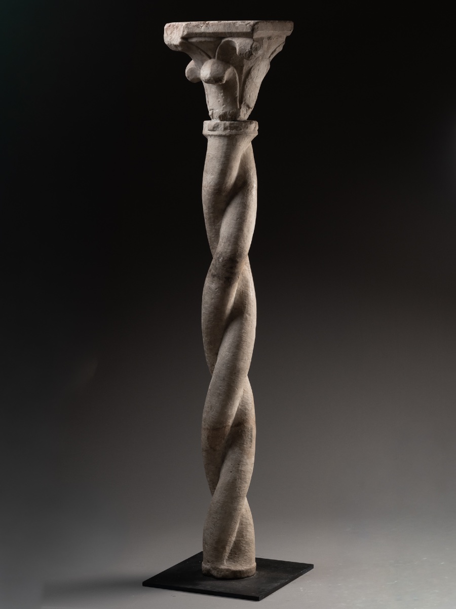 Cloister Torso Column With Hooked Capital - Italy, XIVᵉ Century-photo-2