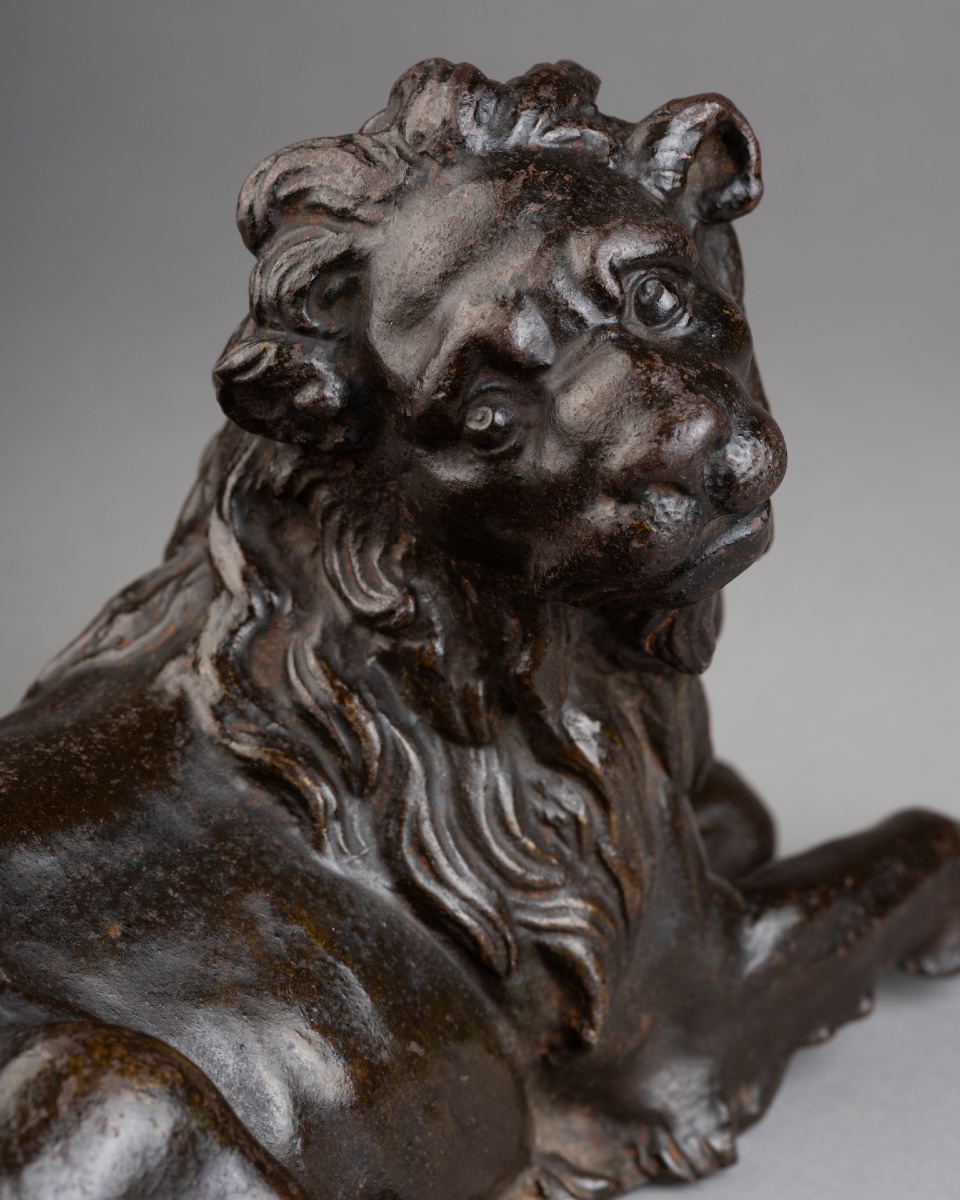 Lion couché - Italie centrale, XVIIe siècle-photo-3