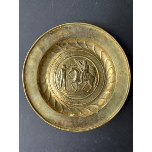 Plat De Quête En laiton Nuremberg XVI°, Exceptionnel décor de St-martin partageant son Manteau