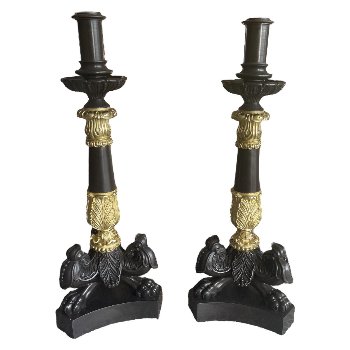 Paire De Bougeoir Restauration Patine Brune Et Dorée