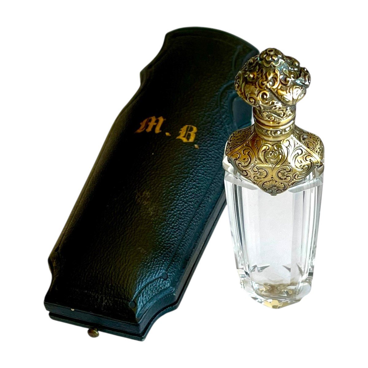 Salt Bottle With Its Case-photo-2