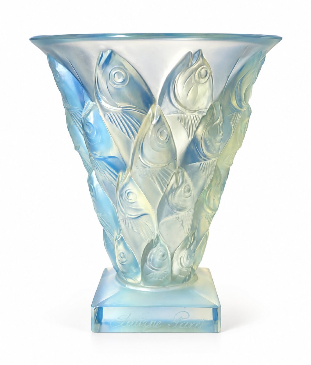 Vase Sabino modèle Carangues en verre opalescent