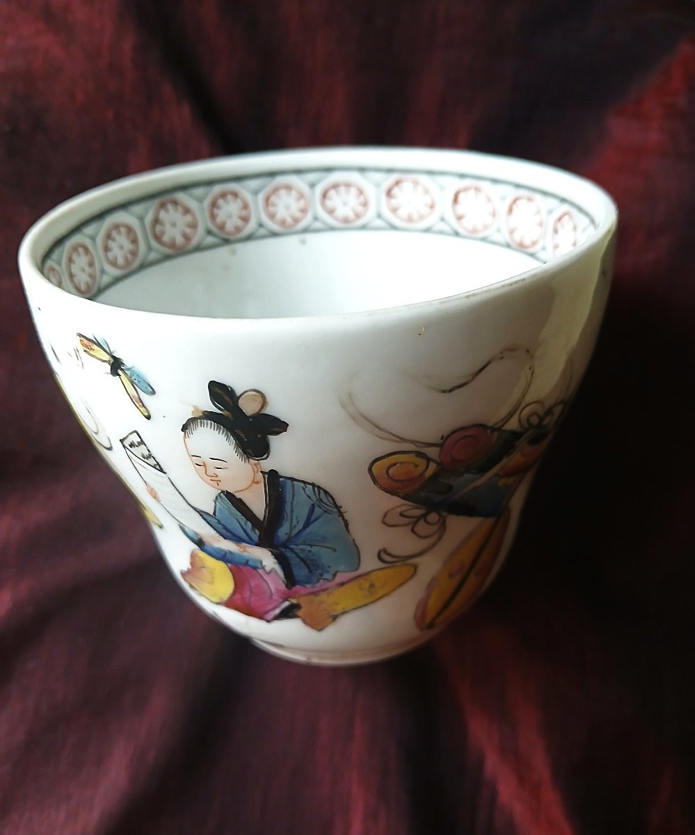 Tasse en porcelaine de Bayeux -photo-3