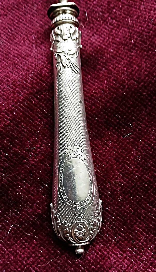 Cuillère à saupoudrer en argent XIX -photo-4